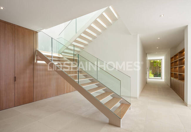 Detached Key-ready House with a Swimming Pool in Casares 25