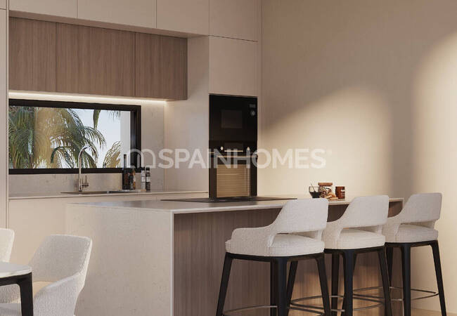 Estepona'da Golf Sahalarına Yakın Deniz Manzaralı Villalar 11