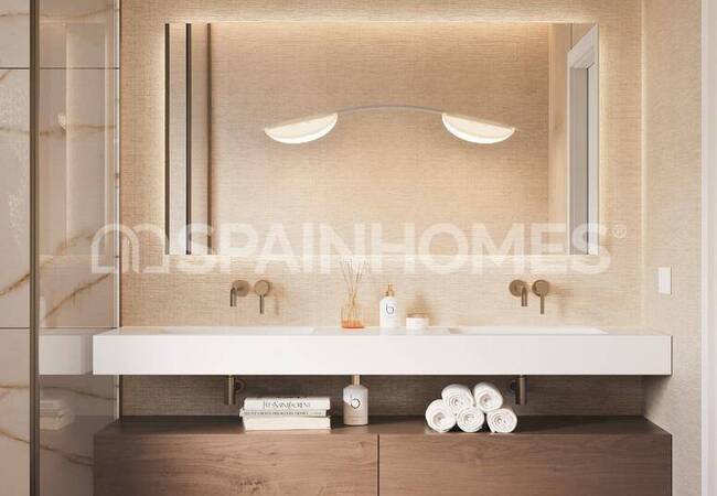 Estepona'da Golf Sahalarına Yakın Deniz Manzaralı Villalar 19