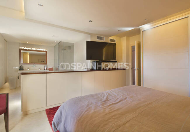 Málaga Manilva'da Deniz Manzaralı Çatı Katı Daire 33