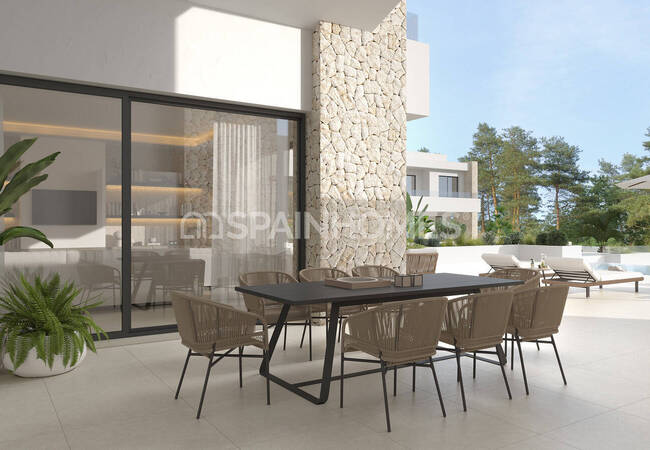 Marbella'da Deniz ve Şehir Manzaralı 5 Odalı Villalar 7