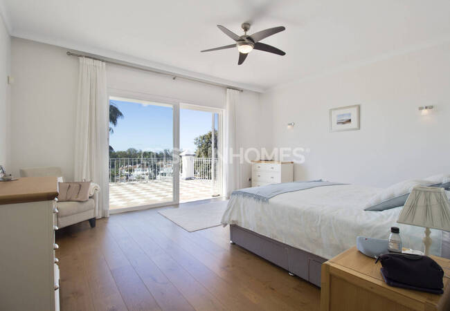 4-bedroom House with Sea View in Marbella Málaga 42