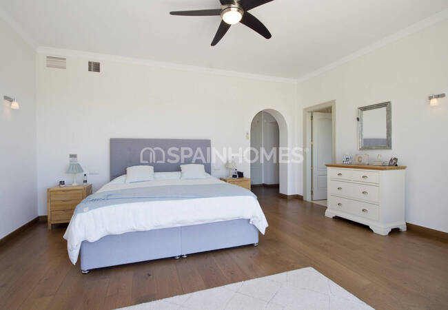 4-bedroom House with Sea View in Marbella Málaga 43