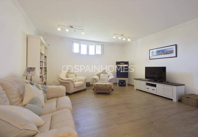 4-bedroom House with Sea View in Marbella Málaga 52