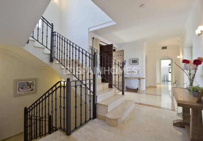 4-bedroom House with Sea View in Marbella Málaga 31