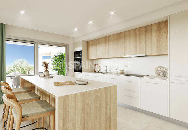 Sea-view Properties in a Complex with Pool in Benahavis 13