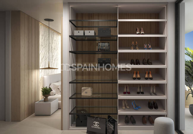 Detached Large Villas Near the Sea in Marbella 19