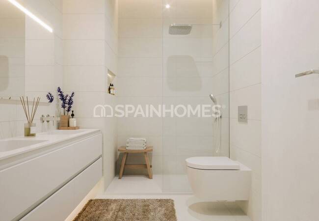 Elegant Townhouses with Private Pools in Estepona Malaga 9