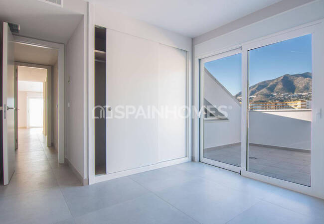Stylish Penthouse in a Gated Complex in Fuengirola Malaga 21