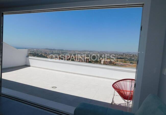Stylish Penthouse in a Gated Complex in Fuengirola Malaga 17