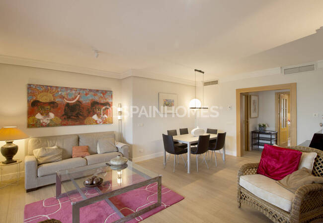 Beachside Key Ready Apartment in Málaga Estepona 17