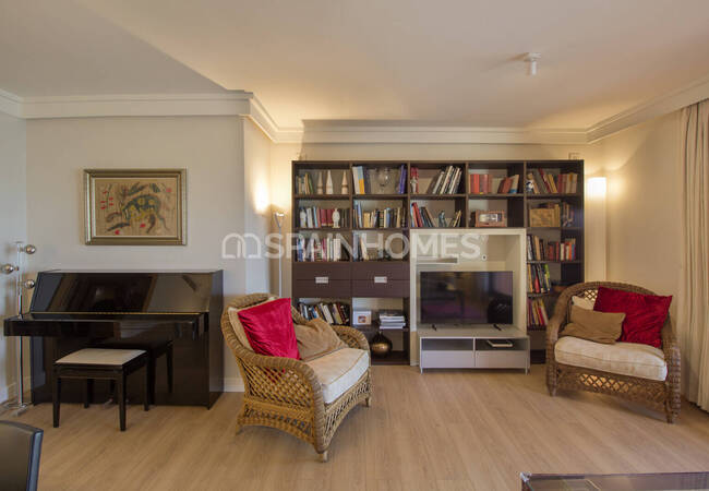 Beachside Key Ready Apartment in Málaga Estepona 18