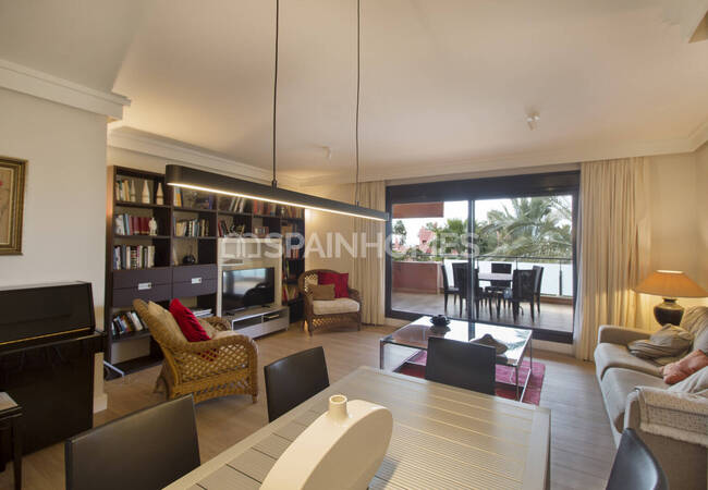 Beachside Key Ready Apartment in Málaga Estepona 15