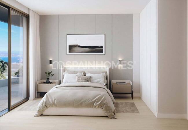 Beachfront Flats in a Complex with Rich Amenities in Malaga 24