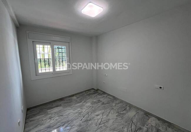 2 Bedroom Flat with Solarium in Torrequebrada Benalmade 21