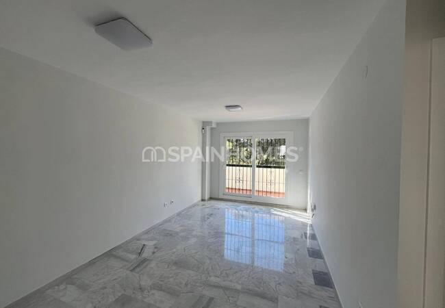 2 Bedroom Flat with Solarium in Torrequebrada Benalmade 16