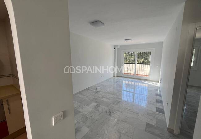 2 Bedroom Flat with Solarium in Torrequebrada Benalmade 19