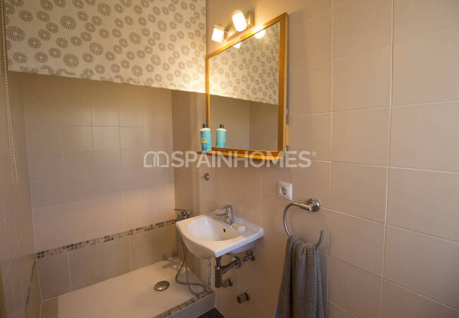 Duplex Penthouse with 80 M² Rooftop Solarium in Istán, Málaga 24