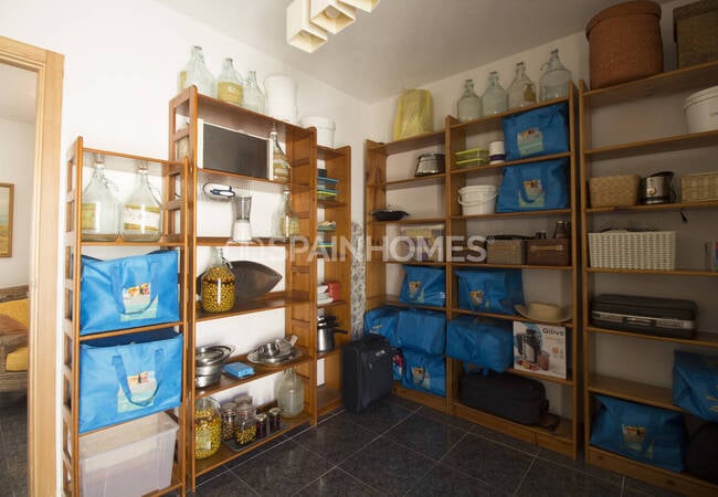 Duplex Penthouse with 80 M² Rooftop Solarium in Istán, Málaga 21