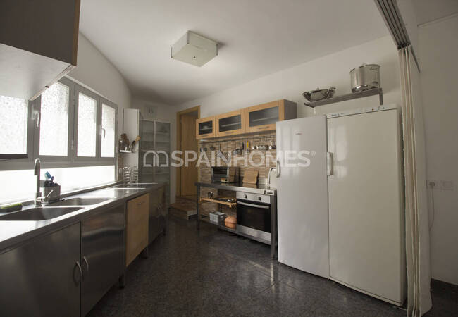 Duplex Penthouse with 80 M² Rooftop Solarium in Istán, Málaga 18