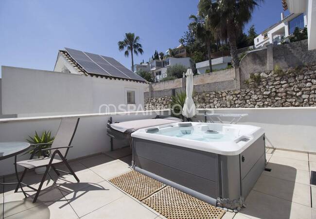 منزل بإطلالة بحرية مع مرافق رائعة في بينالمادينا 21