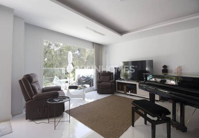 منزل بإطلالة بحرية مع مرافق رائعة في بينالمادينا 5