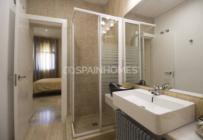 منزل مستقل حديث مكون من 6 غرف نوم مع جاكوزي في بينالمادينا 36