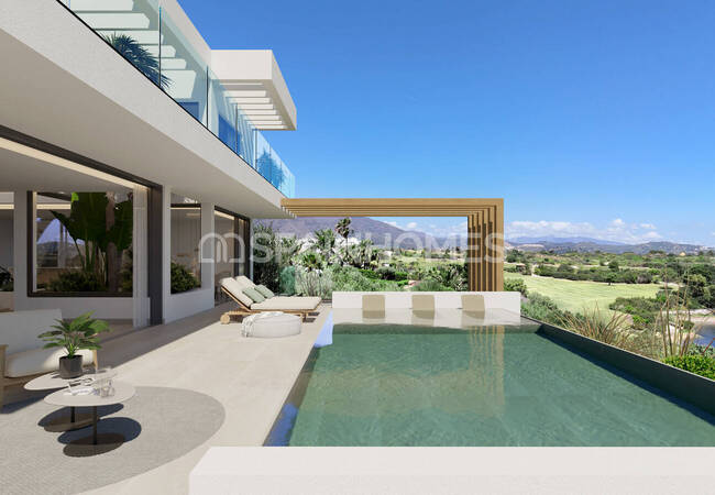 Houses with Sea Views and Outdoor Living in Estepona 7