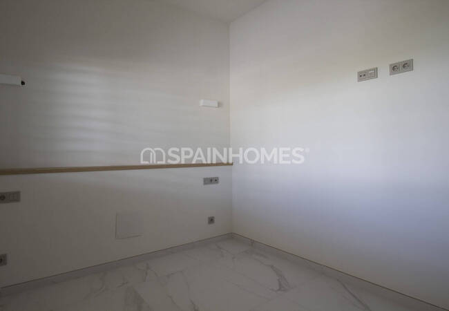 Flat with Large Terrace and Modern Style in Fuengirola 22