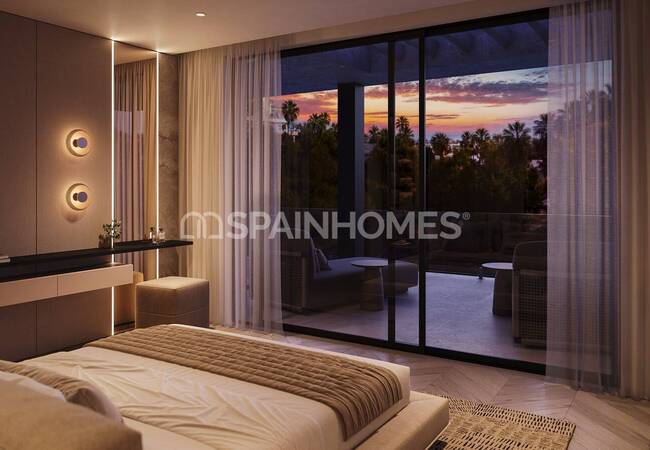 Bright Sea View Houses Near the Coast in Marbella 25