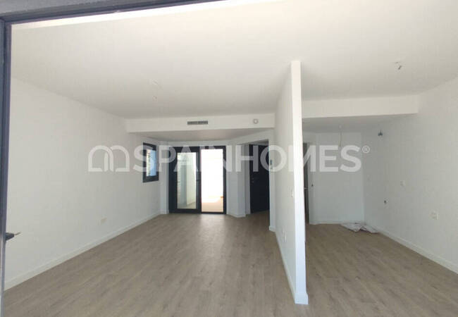 Sea-view Townhouses with Investment Potential in Torros Malaga 11