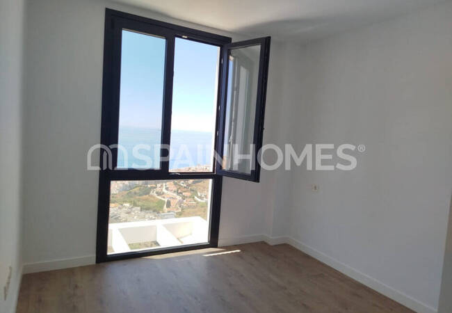 Sea-view Townhouses with Investment Potential in Torros Malaga 19