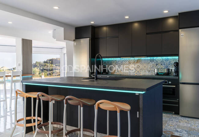 Montealto Benalmadena'da Havuzlu Şık Villa 11