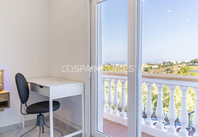 Montealto Benalmadena'da Havuzlu Şık Villa 17