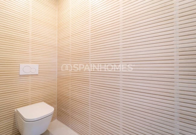 Villa De 5 Dormitorios Con Piscina Y Jacuzzi En Benalmádena 35