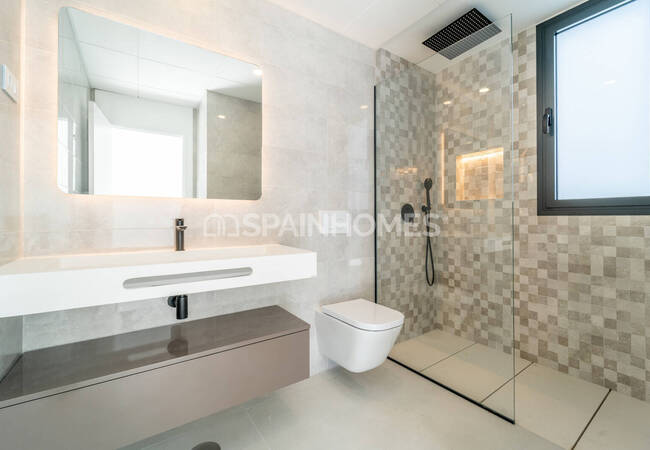 Villa De 5 Dormitorios Con Piscina Y Jacuzzi En Benalmádena 29