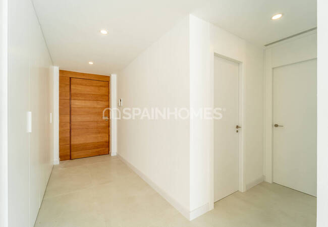 Villa De 5 Dormitorios Con Piscina Y Jacuzzi En Benalmádena 19