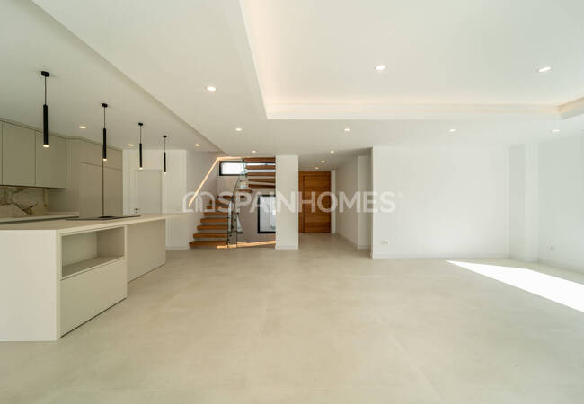 Villa De 5 Dormitorios Con Piscina Y Jacuzzi En Benalmádena 18