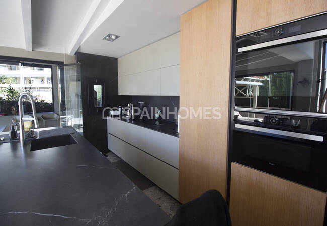 Contemporary House with Pool in Benalmádena 8