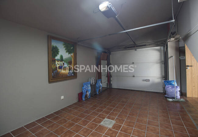 Contemporary House with Pool in Benalmádena 26