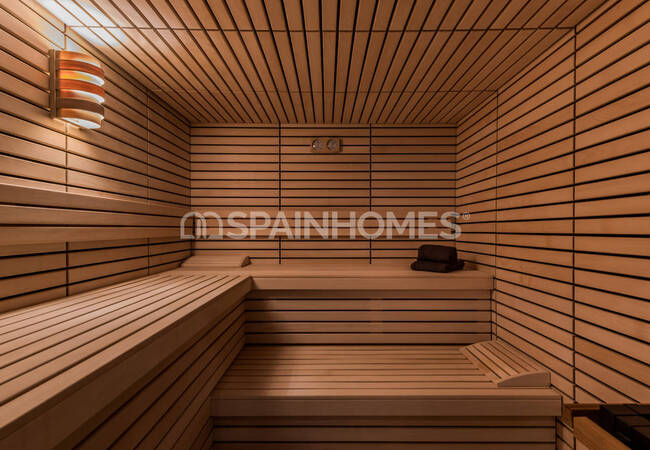 Luxurious Sea and Golf Views Villa with Pool in Benahavís 36