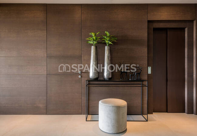 Luxurious Sea and Golf Views Villa with Pool in Benahavís 37