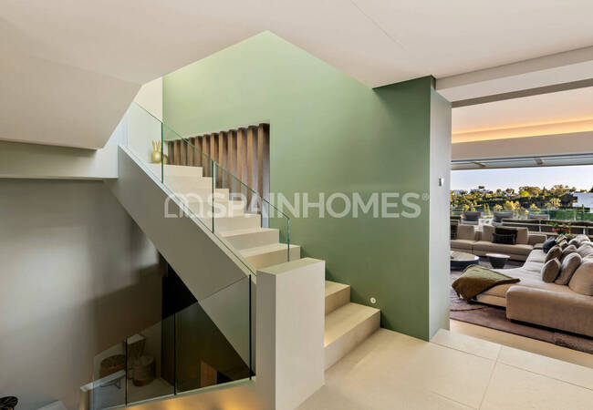 Luxurious Sea and Golf Views Villa with Pool in Benahavís 39