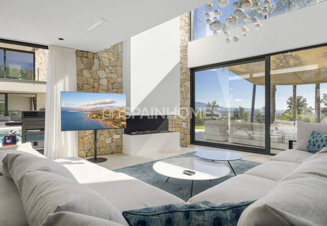 Villa Con Vistas Al Mar En Venta Con Piscina En Benahavís 15