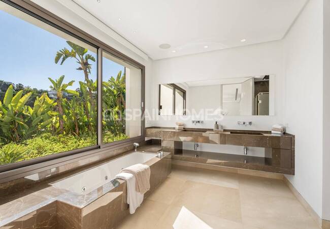 Villa De 5 Dormitorios Cerca Del Puerto Deportivo En Benahavís 27