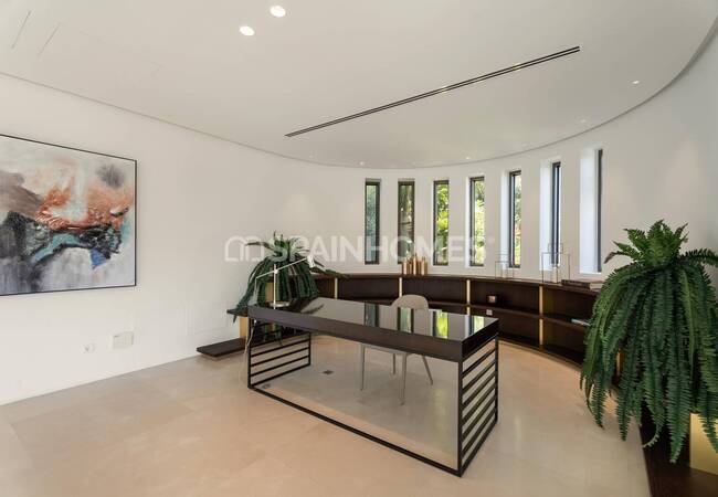 Villa De 5 Dormitorios Cerca Del Puerto Deportivo En Benahavís 31