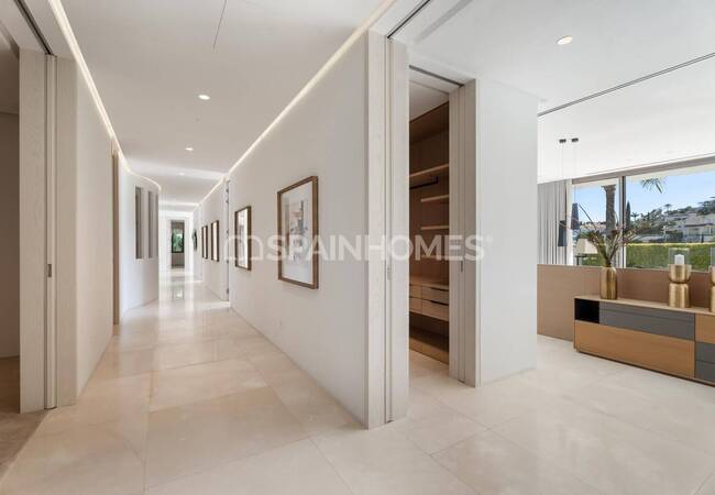 Villa De 5 Dormitorios Cerca Del Puerto Deportivo En Benahavís 30