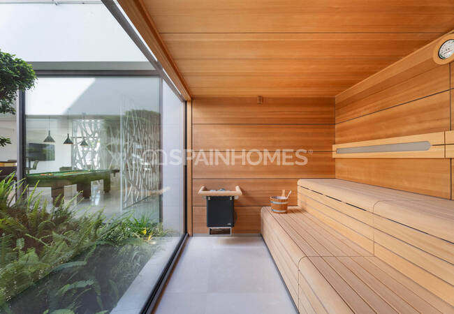 Casa De 6 Dormitorios Con Piscina Y Jardín En Benahavís 34