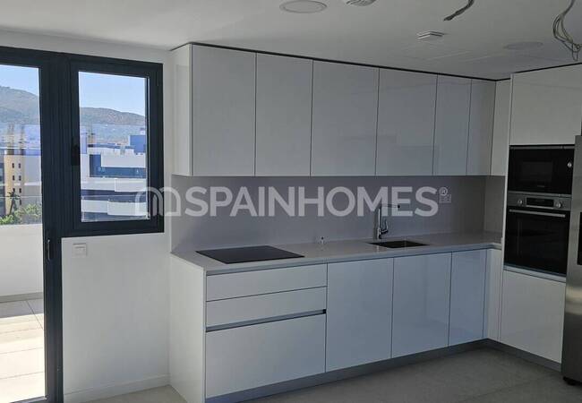Apartamento De 3 Dormitorios Frente Al Mar En Torremolinos Málaga 17