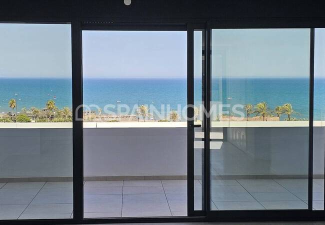 Apartamento De 3 Dormitorios Frente Al Mar En Torremolinos Málaga 12